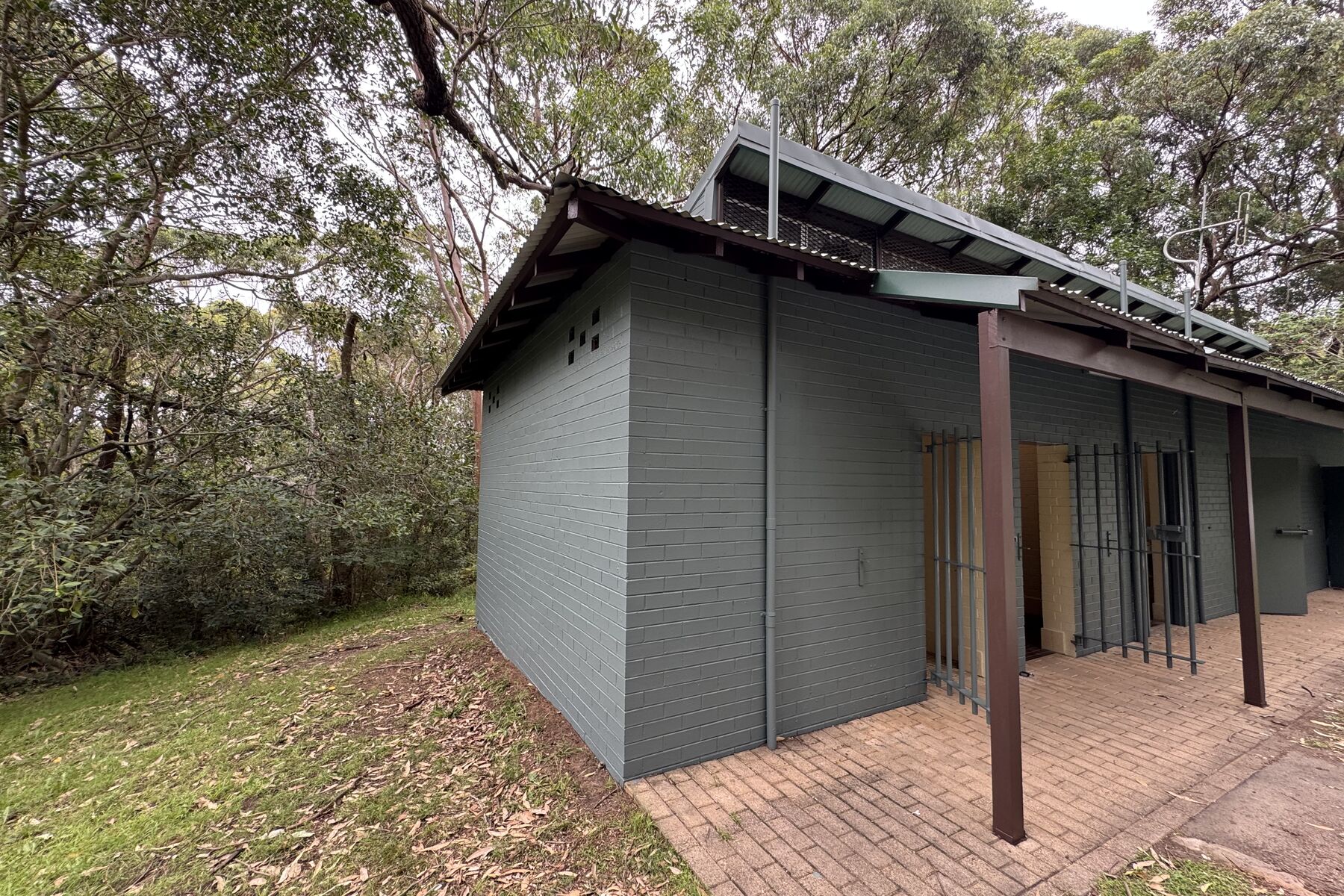 Amenities Block Repaint, Wolli Creek